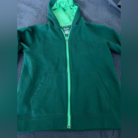 Size large Tek gear green zip up hoody.  Excellent condition.  Back to school. - Picture 2 of 3